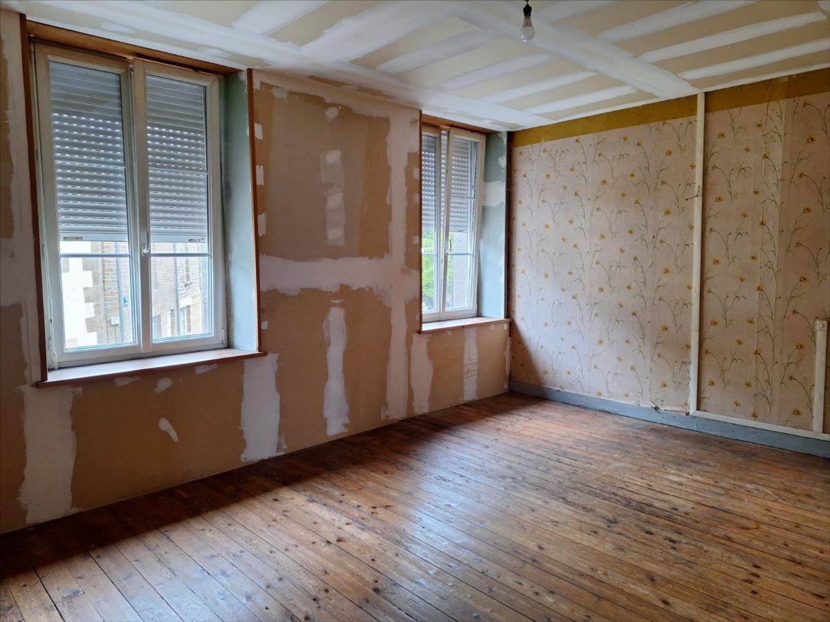 Immeuble rapport à vendre Saint-Denis-de-Gastines