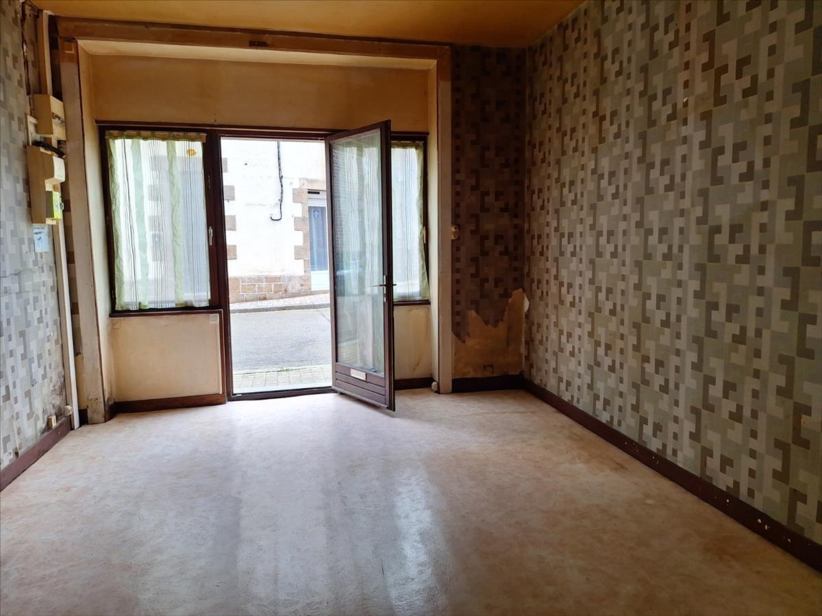 Immeuble rapport à vendre Saint-Denis-de-Gastines