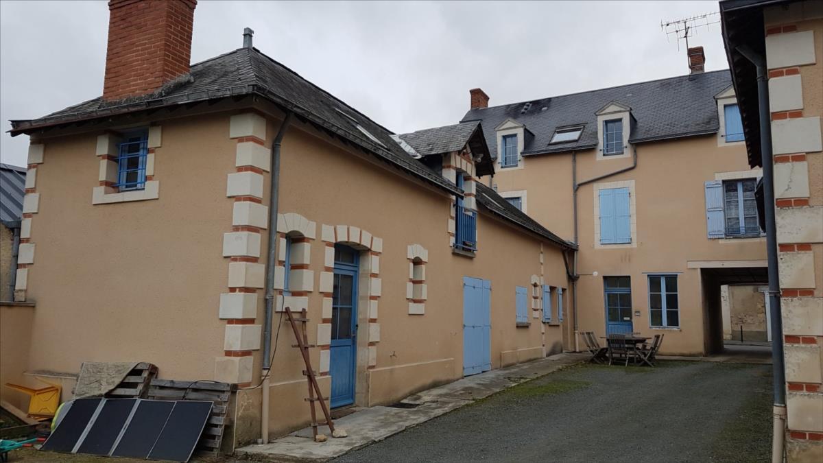 Immeuble rapport à vendre Bazouges Cré sur Loir